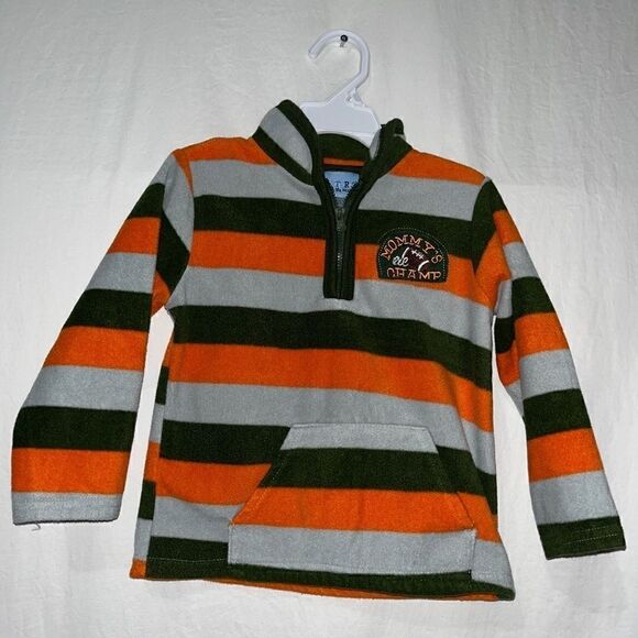 Mommy football champ pullover - Picture 1 of 2